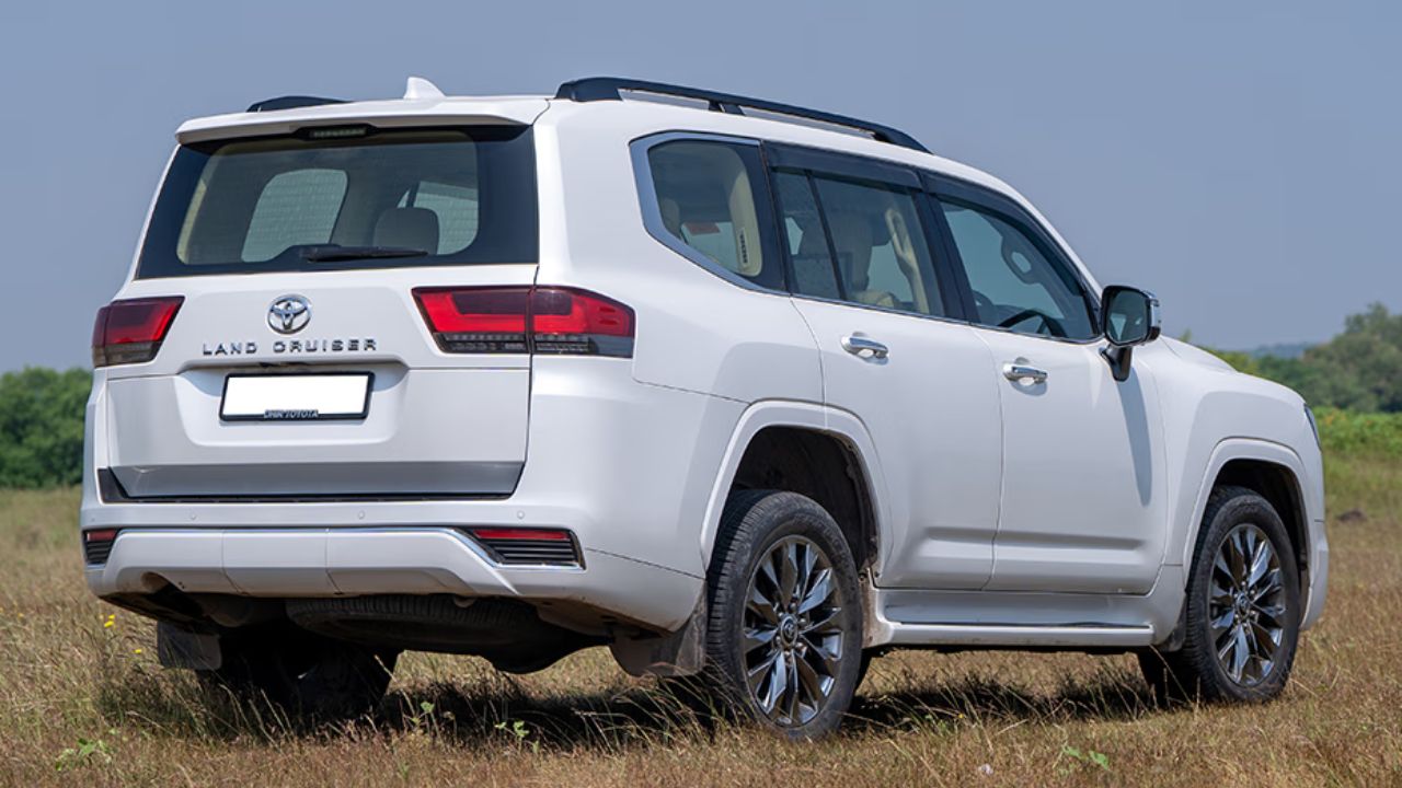 Toyota Land Cruiser 300 2025 Review